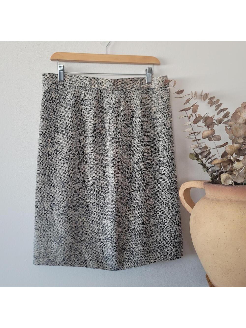 Silk Abstract Print Skirt Quiet Luxury Minimalist Midi Sz 12